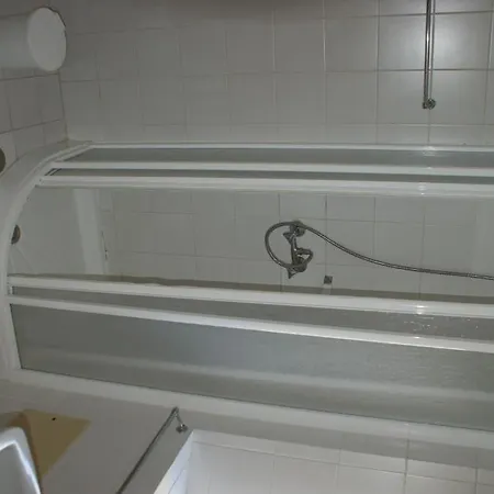 Emilia Guest house