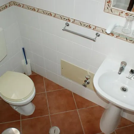 Emilia Guest house